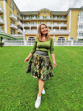 Lade das Bild in den Galerie-Viewer, Rock "HERBSTWALD"