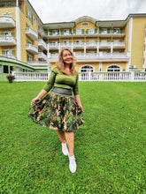 Lade das Bild in den Galerie-Viewer, Rock "HERBSTWALD"