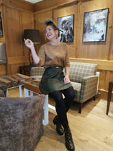 Lade das Bild in den Galerie-Viewer, Rock "Saphirschatz"